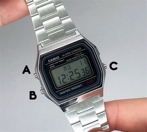 how to set date on casio watch with three buttons